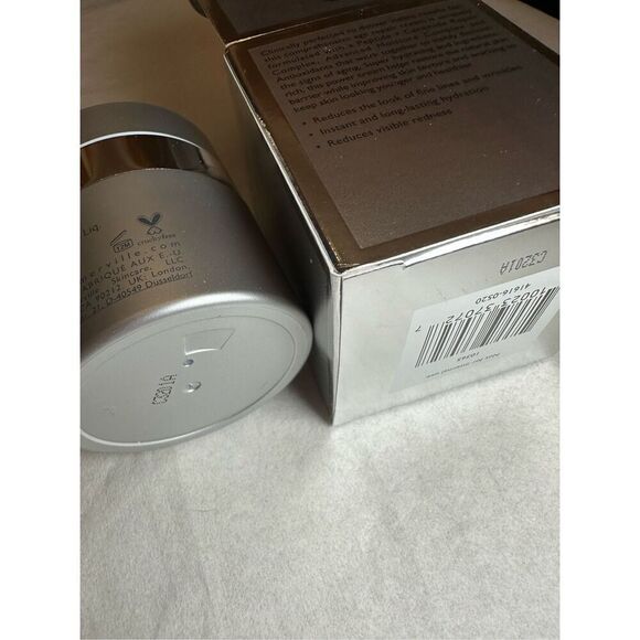 Kate Somerville KateCeuticals Total Repair Cream 1oz/30ml - Picture 3 of 5